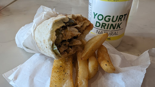 Photo of Mashawee Lebanese Grill - 1558 Johnston Rd, White Rock, BC V4B 3Z7