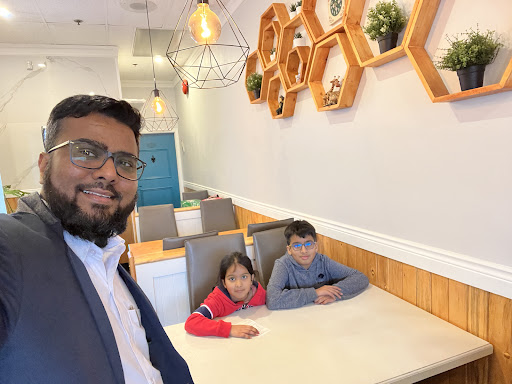 Photo of OoH La La Shawarma Lounge - Westbrook Center, 19537 Fraser Hwy, Surrey, BC V3S 6K7