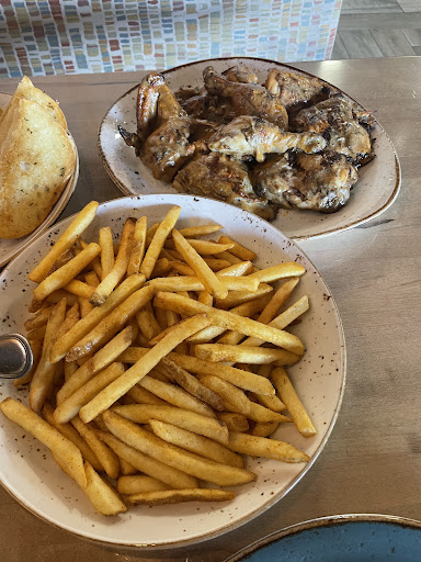 Photo of Barcelo's Flame Grilled Chicken- Fraser Hwy Abbotsford - 10-30770 Fraser Hwy, Abbotsford, BC V2T 0E2
