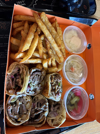 Photo of Shelby’s Legendary Shawarma - Newmarket - 17325 Leslie St, Newmarket, ON L3Y 0A4