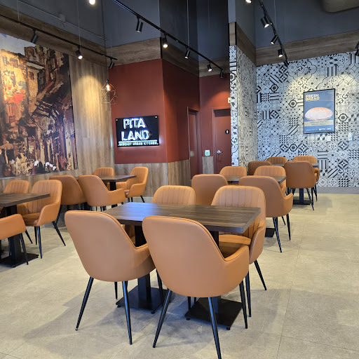 Photo of Pita Land Shawarma - Barrie Bayfield - 519 Bayfield St, Barrie, ON L4N 9T7