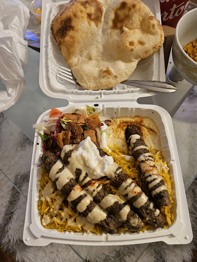 Photo of SHAWARMA CAIRO & PIZZA - 717 Edmonton Trl, Calgary, AB T2E 3J5