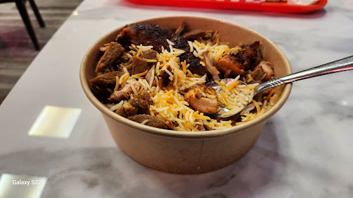 Photo of Shawarmalicious - 502 17 Ave SW, Calgary, AB T2S 0B1