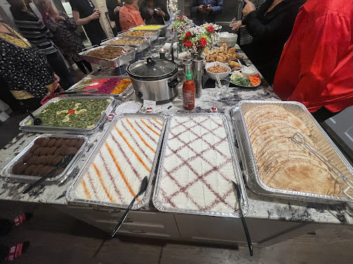 Photo of Shawarma Barlow - 106 Meridian Rd NE, Calgary, AB T2A 2N6