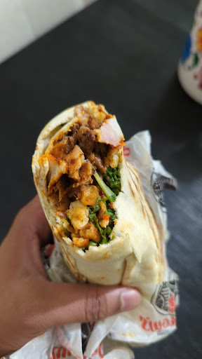 Photo of Osmow's Shawarma - 2021 Green Rd Unit 107, Bowmanville, ON L1C 3K7