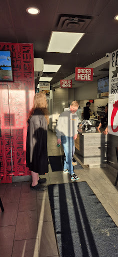 Photo of Osmow's Shawarma - 6981 Yonge St, North York, ON M2M 3X9