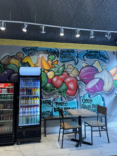 Photo of Queen Shawarma - 998 Queen St W, Toronto, ON M6J 1H1