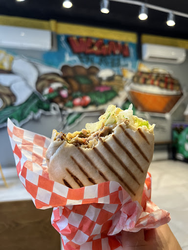 Photo of Queen Shawarma - 998 Queen St W, Toronto, ON M6J 1H1