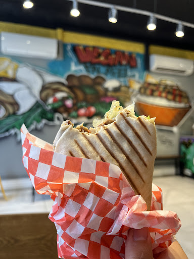Photo of Queen Shawarma - 998 Queen St W, Toronto, ON M6J 1H1