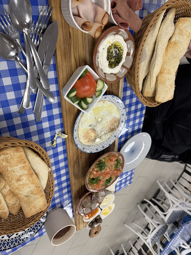 Photo of El Gourmet Lebanese Market - 1550 Kingston Rd, Pickering, ON L1V 6W9