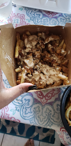Photo of Shawarma Queenz - 305 Port Union Rd Unit 2, Scarborough, ON M1C 2L5