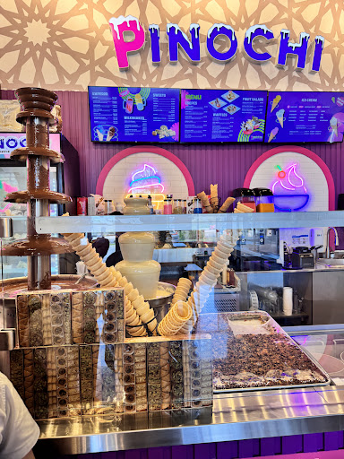 Photo of Shawarma Royale - #107, 16850 Yonge St, Newmarket, ON L3Y 5L8