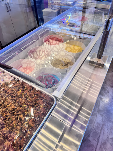 Photo of Shawarma Royale - #107, 16850 Yonge St, Newmarket, ON L3Y 5L8