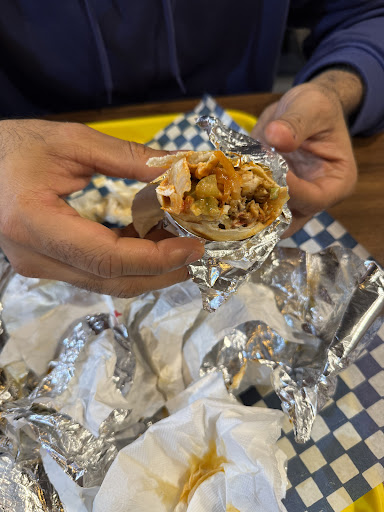 Photo of Shawarma Royale - 2740 N Park Dr #30, Brampton, ON L6S 6E2