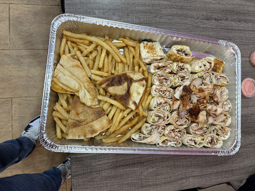 Photo of Yaseen’s Shawarma - 5030 Maingate Dr Unit #5، Mississauga, ON L4W 1N5
