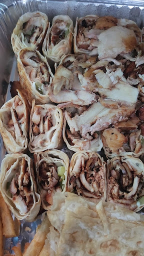 Photo of Yaseen’s Shawarma - 5030 Maingate Dr Unit #5، Mississauga, ON L4W 1N5
