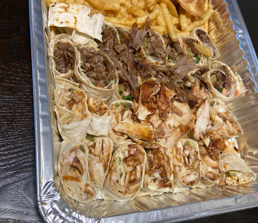 Photo of Yaseen’s Shawarma - 5030 Maingate Dr Unit #5، Mississauga, ON L4W 1N5
