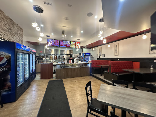 Photo of Yaseen’s Shawarma - 5030 Maingate Dr Unit #5، Mississauga, ON L4W 1N5