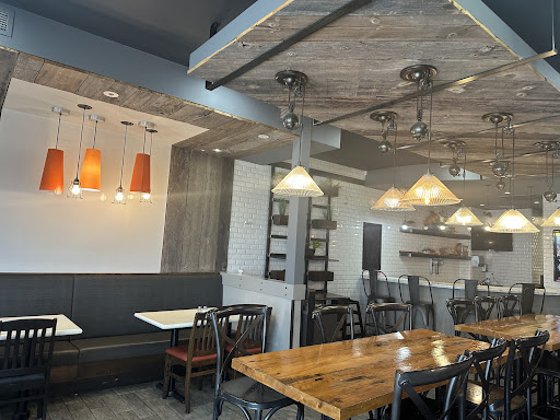 Photo of La shawarma - 12550 Hwy 50, Bolton, ON L7E 1M7