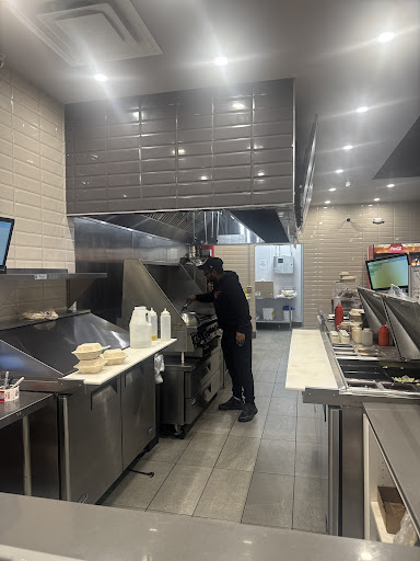 Photo of Osmow's Shawarma - 76 Arlington Dr Unit 9, Keswick, ON L4P 4H6