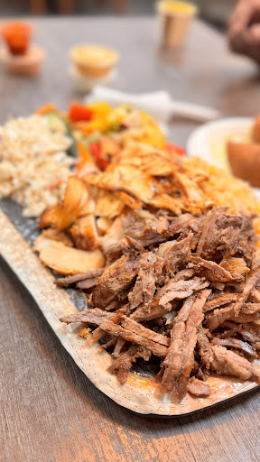 Photo of Shawarma Anas - 488 Eglinton Ave W Unit 6, Mississauga, ON L5R 0G2