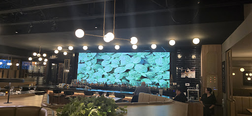 Photo of Restaurant et bar St-Hubert - 201-B Av. Authier, Amos, QC J9T 1W1