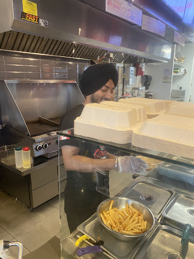 Photo of Osmow's Shawarma - 10 Balsam St Unit 2, Collingwood, ON L9Y 4H7