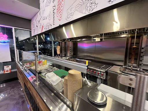 Photo of Shawarma Royale - 3175 Rutherford Rd #25, Concord, ON L4K 5Y6