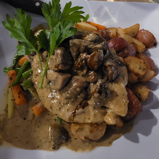 Photo of Wicked Eats Kitchen + Bar - 15570 Yonge St, Aurora, ON L4G 1P2
