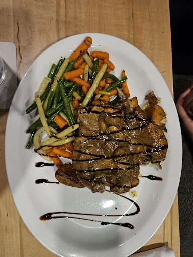 Photo of Wicked Eats Kitchen + Bar - 15570 Yonge St, Aurora, ON L4G 1P2