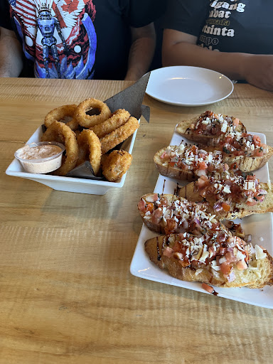 Photo of Wicked Eats Kitchen + Bar - 15570 Yonge St, Aurora, ON L4G 1P2
