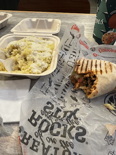 Photo of Osmow's Shawarma - 126 Wellington St W Unit 108, Aurora, ON L4G 2N9
