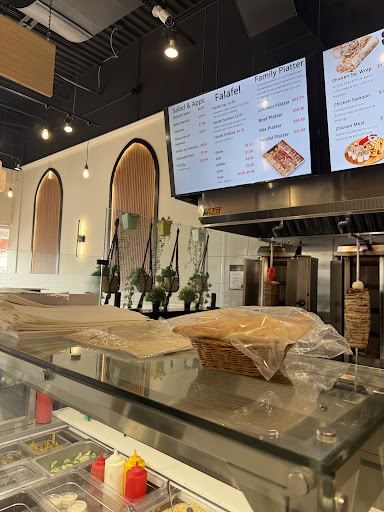 Photo of Shawarma Maroosh - 3175 Rutherford Rd UNIT 2, Concord, ON L4K 5Y6