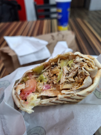 Photo of Lazeez Shawarma - 10909 Yonge St, Richmond Hill, ON L4C 3E4