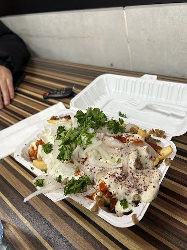 Photo of Lazeez Shawarma - 10909 Yonge St, Richmond Hill, ON L4C 3E4
