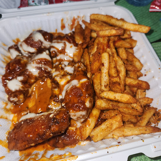 Photo of Chicken N' Dough Express - 10737 Yonge St Unit 6, Richmond Hill, ON L4C 9M9