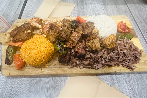 Photo of Berlin Doner & Kebab - 3560 Major MacKenzie Dr W #7, Vaughan, ON L4H 4J5