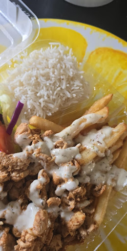 Photo of Grillades & Shawarma Riki Chez MAKY'S - 25 Rue St Germain E, Rimouski, QC G5L 1A3