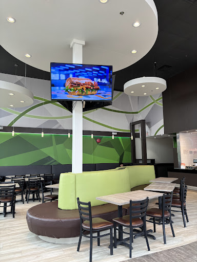 Photo of Amir - 1130 Boul. le Corbusier, Laval, QC H7N 0A8