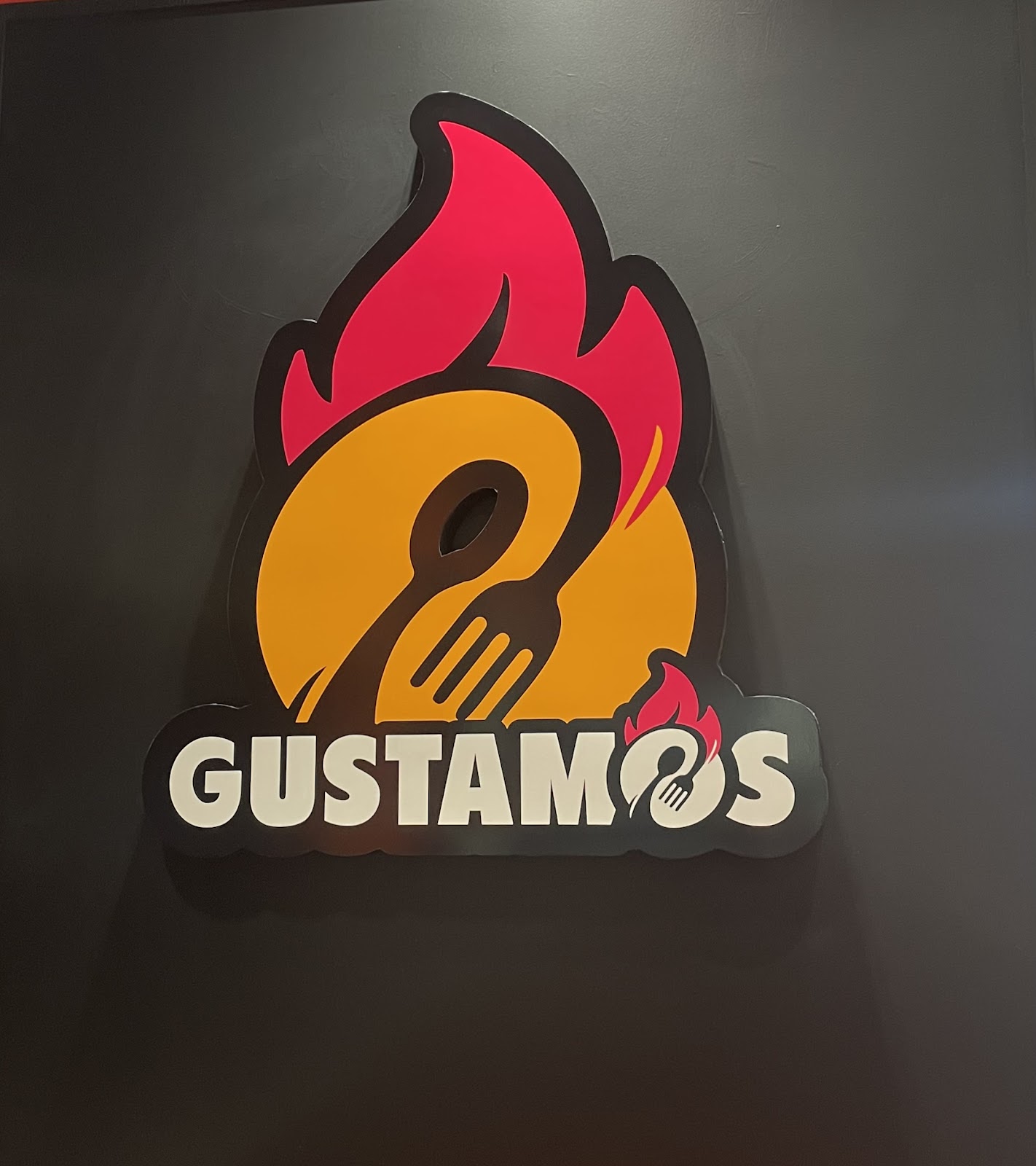 Photo of Gustamos - 4810 Boul. Saint-Jean, Montréal, QC H9H 4B2
