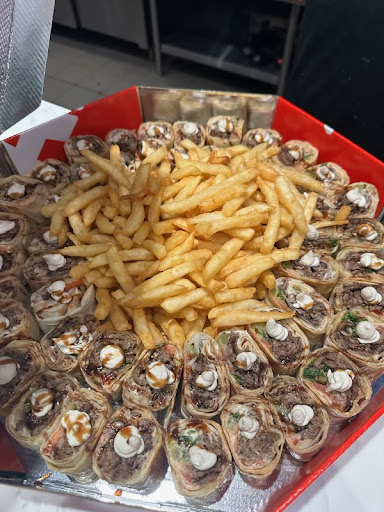 Photo of Shawarmaz Pointe-Claire - 46 Bd Brunswick #46-C1, Pointe-Claire, QC H9B 2L3