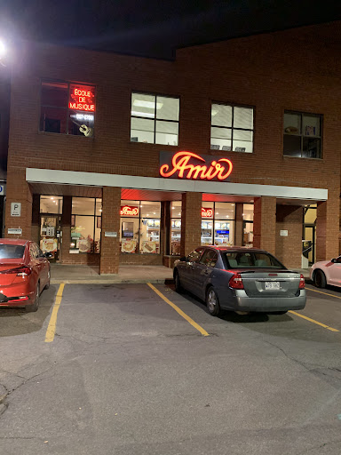 Photo of Amir - 2919 Bd Saint-Charles, Kirkland, QC H9H 5J2