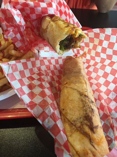 Photo of Shawarma Royal - 930 Bd Décarie, Saint-Laurent, QC H4L 3M4