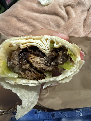 Photo of Shawarma Royal - 930 Bd Décarie, Saint-Laurent, QC H4L 3M4