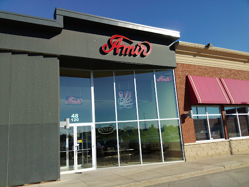 Photo of Amir - 48 Bd de la Cité-des-Jeunes, Vaudreuil-Dorion, QC J7V 9L5