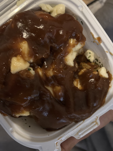 Photo of Restaurant Boustan - 5700 Chem. de la Côte-des-Neiges, Montréal, QC H3T 2A6