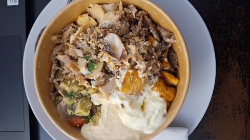 Photo of Restaurant Boustan - 5700 Chem. de la Côte-des-Neiges, Montréal, QC H3T 2A6
