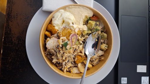 Photo of Restaurant Boustan - 5700 Chem. de la Côte-des-Neiges, Montréal, QC H3T 2A6
