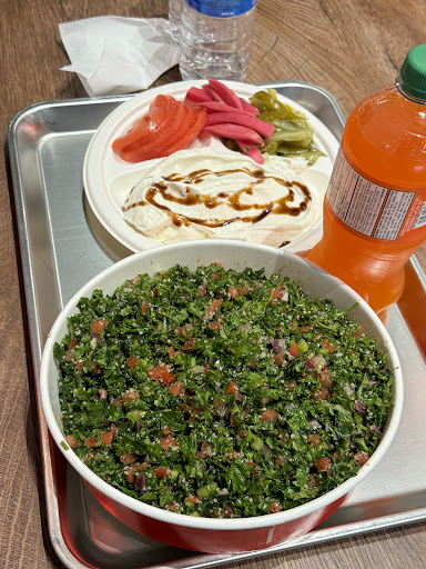 Photo of Shawarmaz St Leonard - 5790 Bd des Grandes-Prairies, Saint-Léonard, QC H1R 1B5