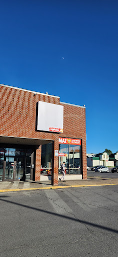Photo of Shawarmaz St Leonard - 5790 Bd des Grandes-Prairies, Saint-Léonard, QC H1R 1B5